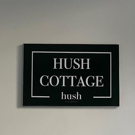 Hush Bed & Breakfast Helmond Exteriör bild