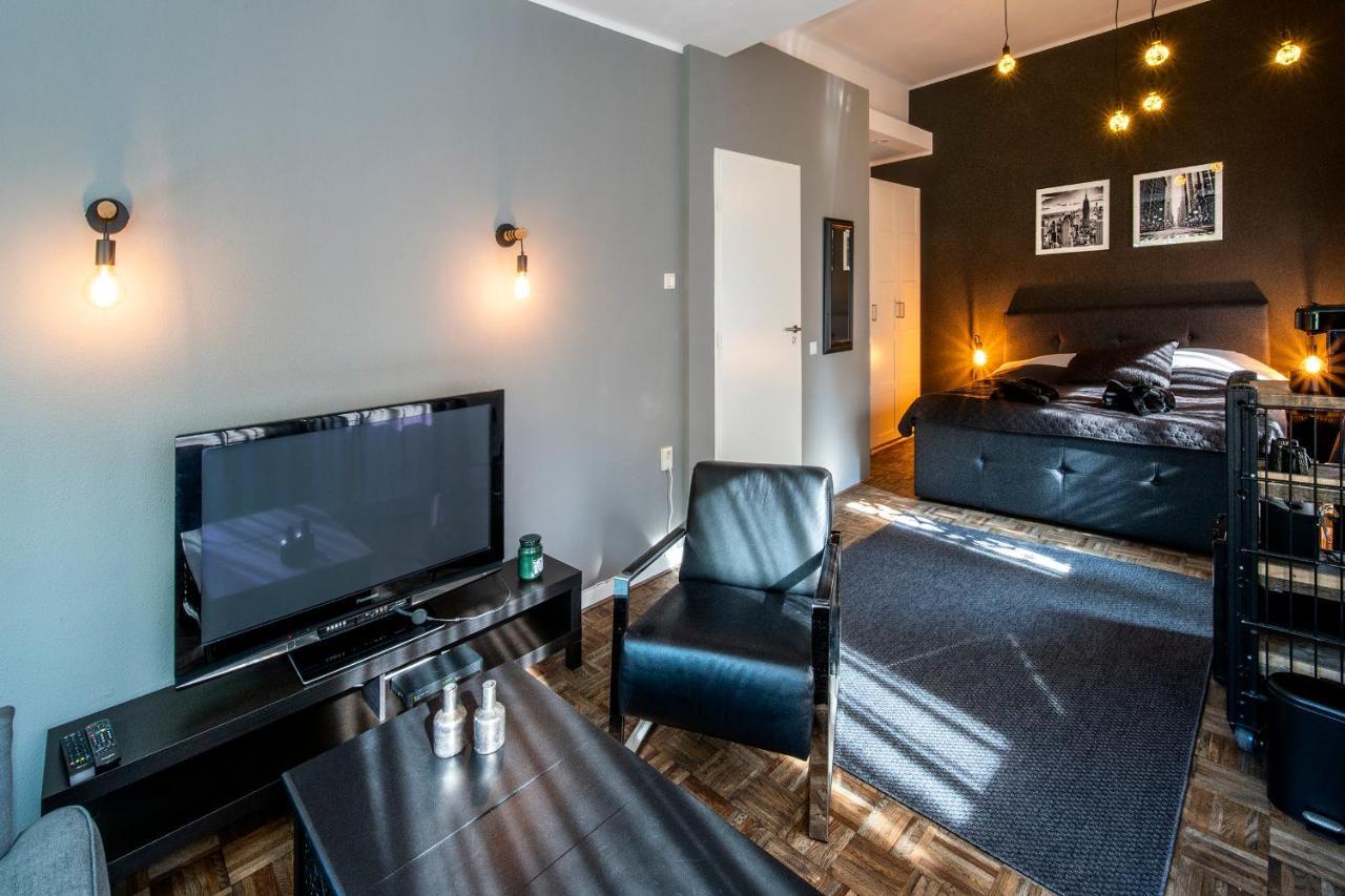 Hush Bed & Breakfast Helmond Exteriör bild