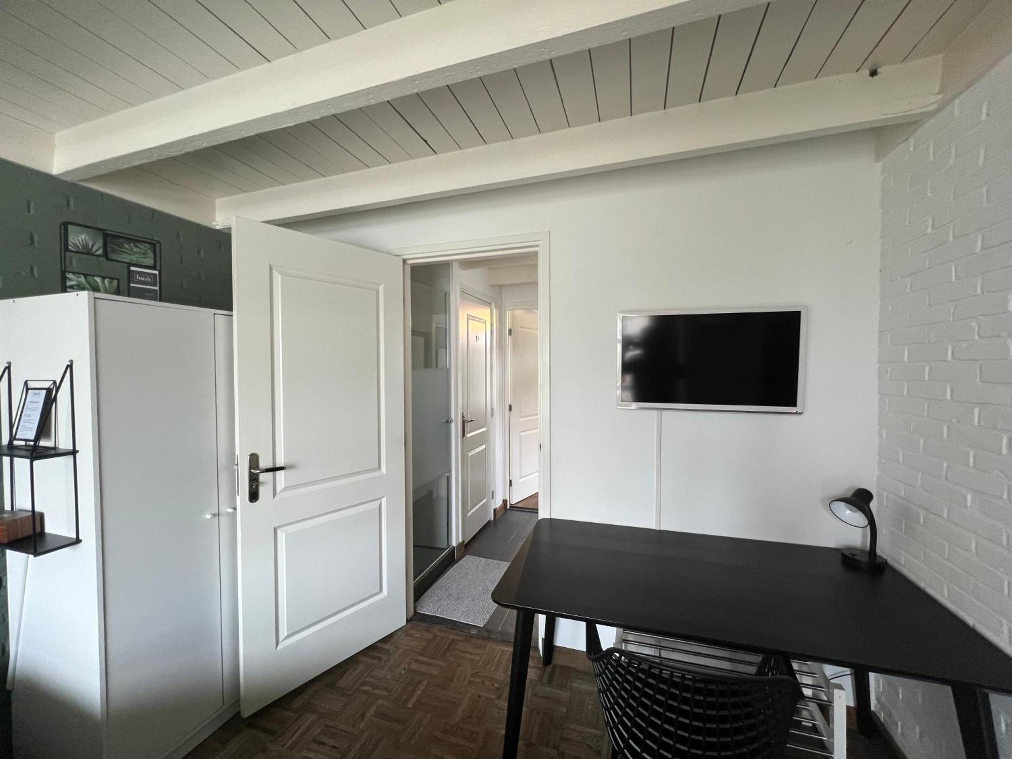 Hush Bed & Breakfast Helmond Exteriör bild