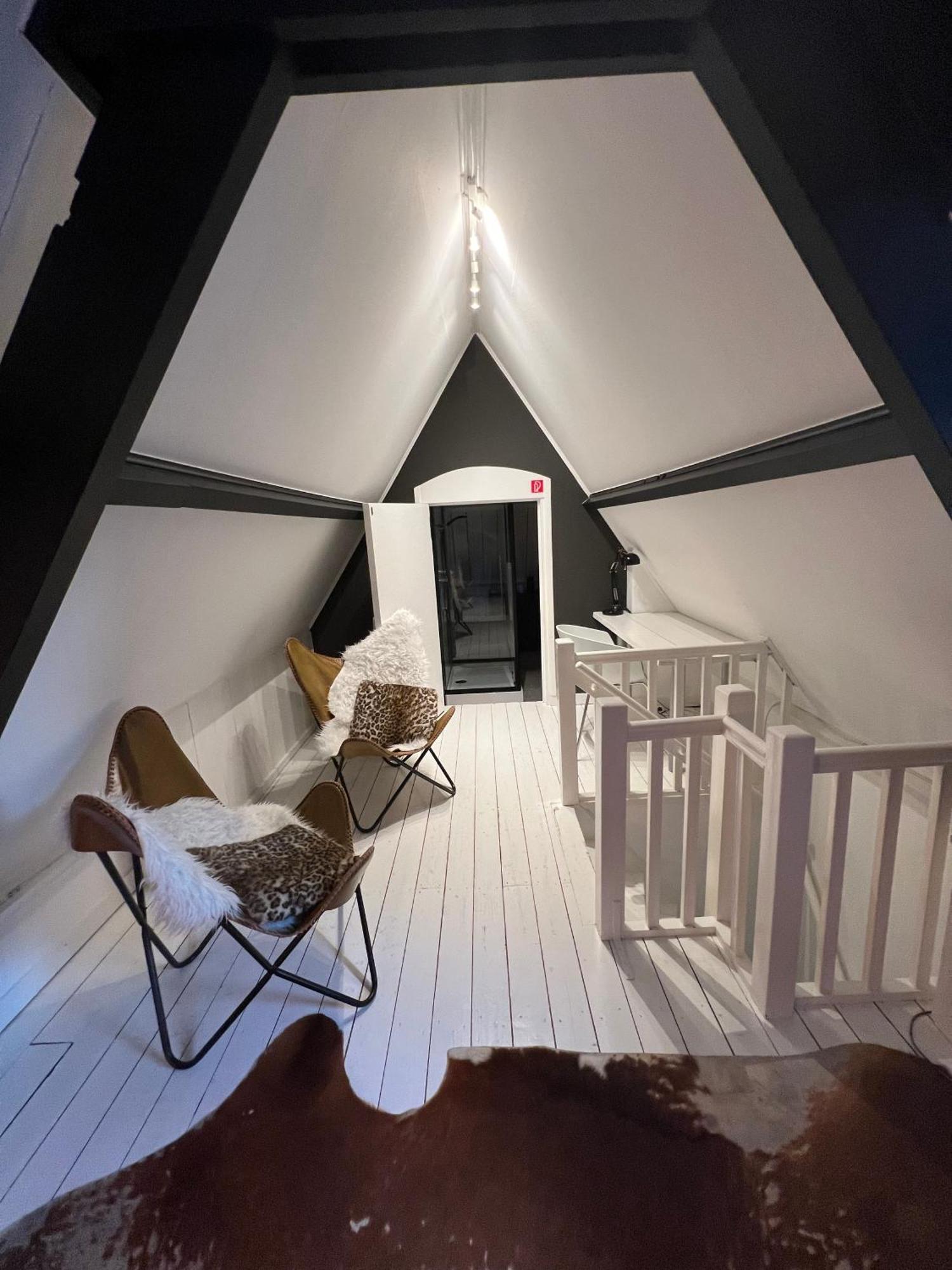 Hush Bed & Breakfast Helmond Exteriör bild