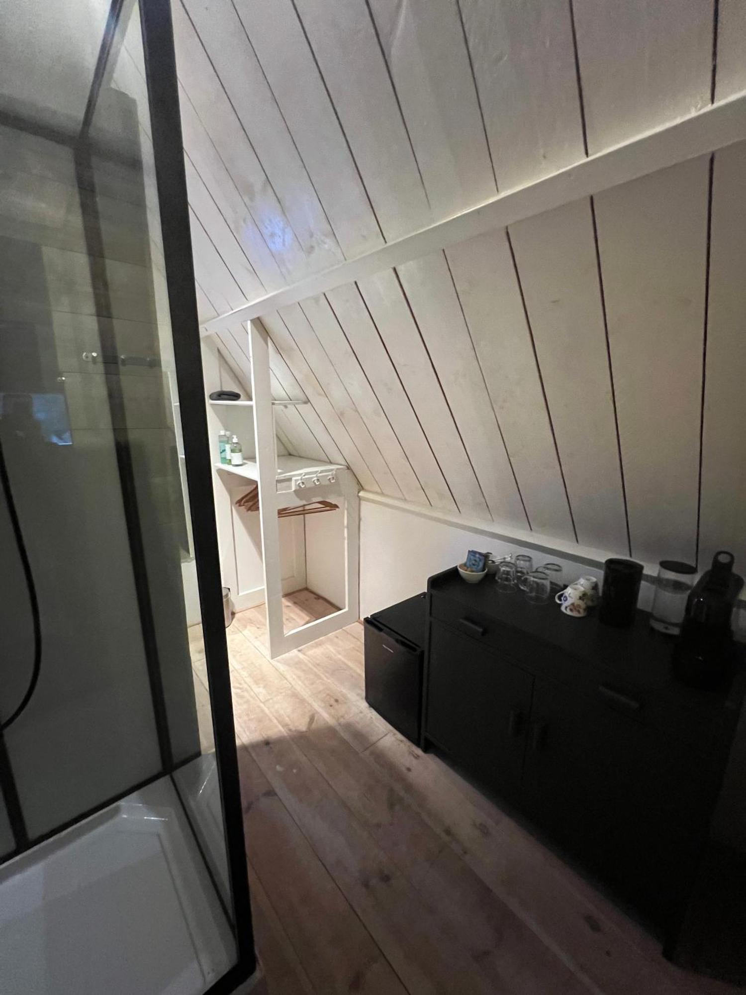 Hush Bed & Breakfast Helmond Exteriör bild